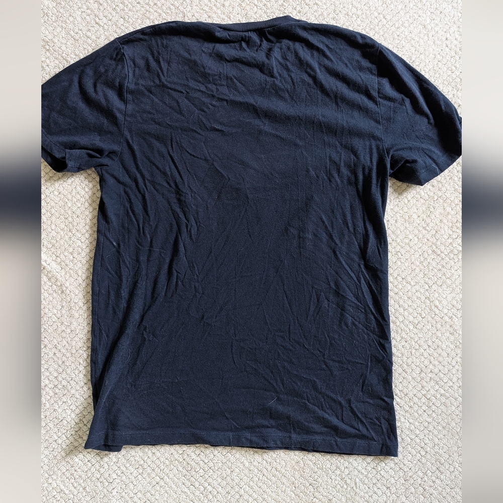 Old Navy Flag Tee - Picture 3 of 3